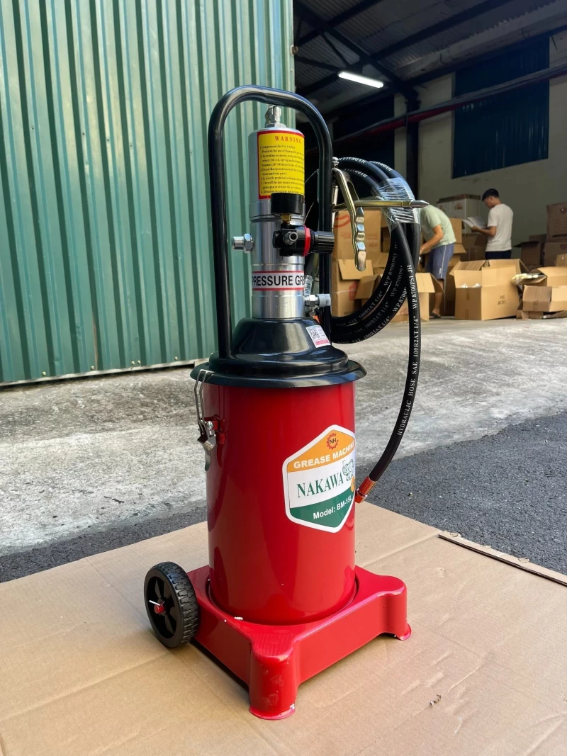 Máy Bơm Mỡ 15L Nakawa BM-15L - Thumbnail 4