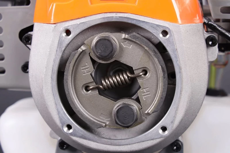 Máy Cắt Cỏ 2 Thì Maxcare MC-330 - Thumbnail 4