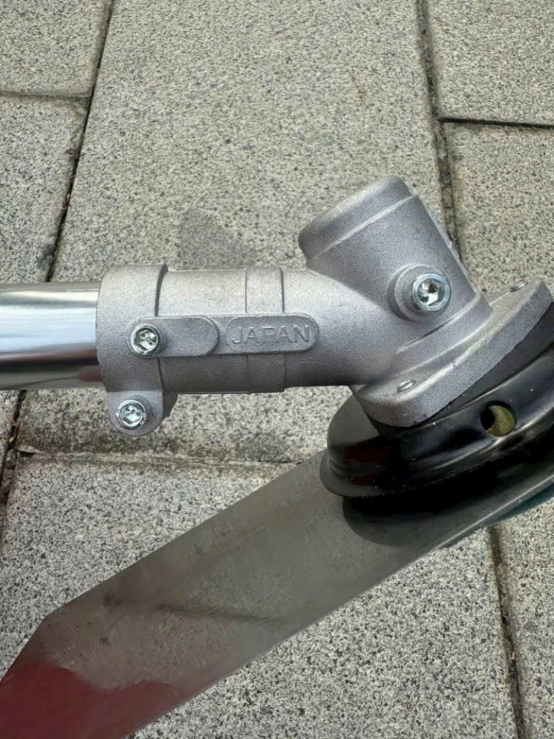 Máy Cắt Cỏ 4 Thì Kamasu KS35 - Thumbnail 2