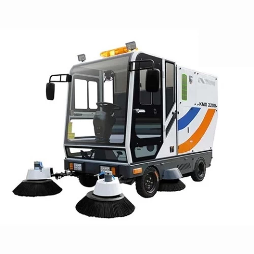 Xe quét rác công nghiệp ngồi lái Kumisai KMS-2200