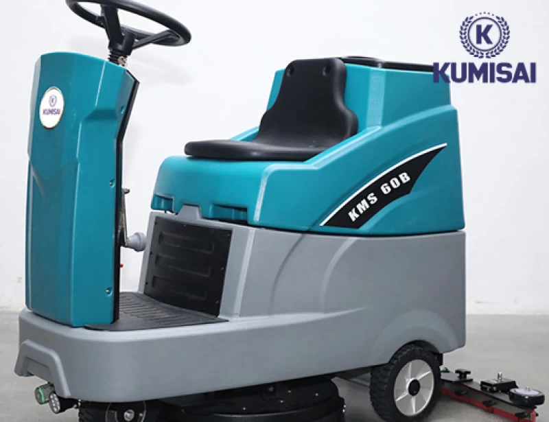 Máy chà sàn công nghiệp ngồi lái Kumisai KMS 60B - Ảnh 3