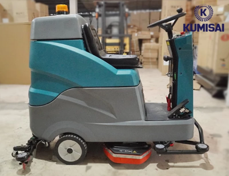 Máy chà sàn công nghiệp ngồi lái Kumisai KMS 90B - Ảnh 4