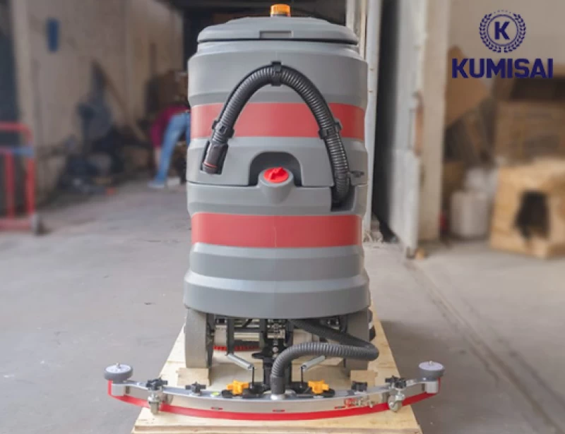 Máy chà sàn nhà xưởng ngồi lái Kumisai KMS 138 - Ảnh 2