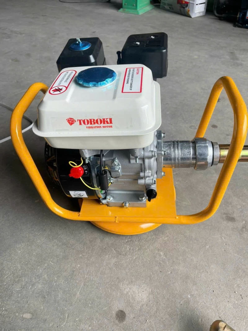 Máy Đầm Dùi Chạy Xăng Toboki T6.5HP - Ảnh 7