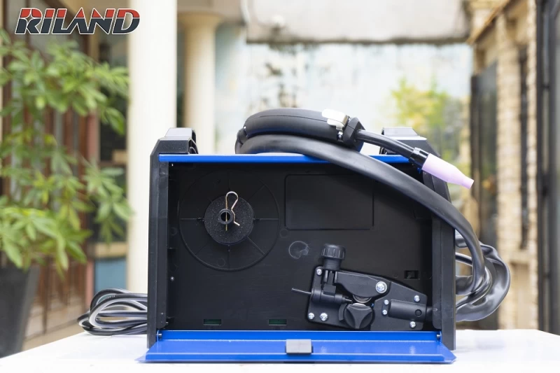 MÁY HÀN RILAND MIG 135E - Ảnh 1