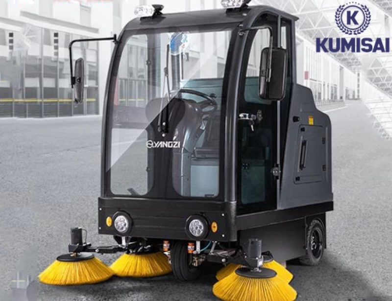 Máy quét rác ngồi lái Kumisai KMS-S10 - Ảnh 1