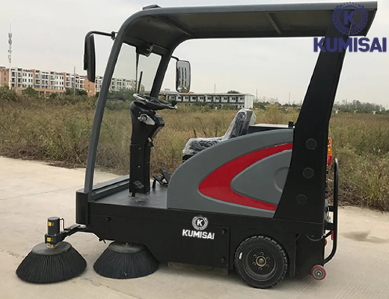 Xe quét rác công nghiệp ngồi lái Kumisai KMS-1800E - Ảnh 2