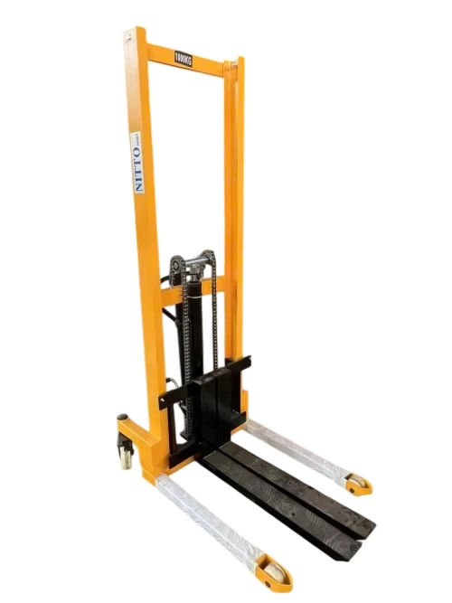 Xe Nâng Tay Cao Thuỷ Lực Nitto Càng thép I 3T*1,6m